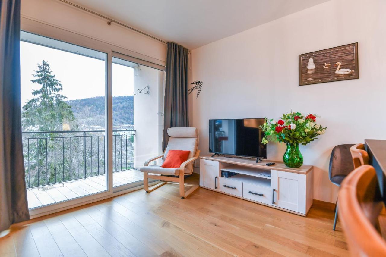 Nice Apartment With Balcony Very Close To The City Center Annecy Exteriör bild