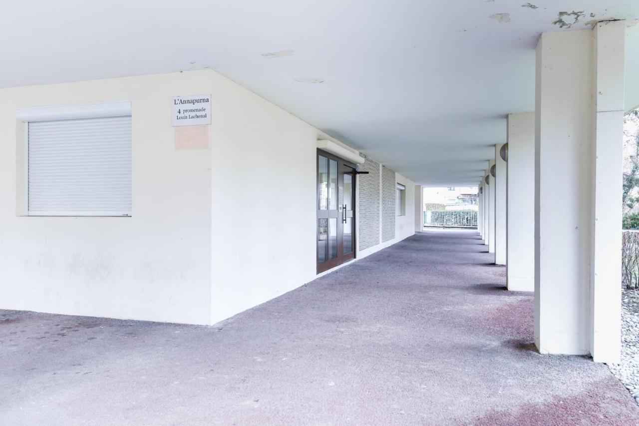 Nice Apartment With Balcony Very Close To The City Center Annecy Exteriör bild