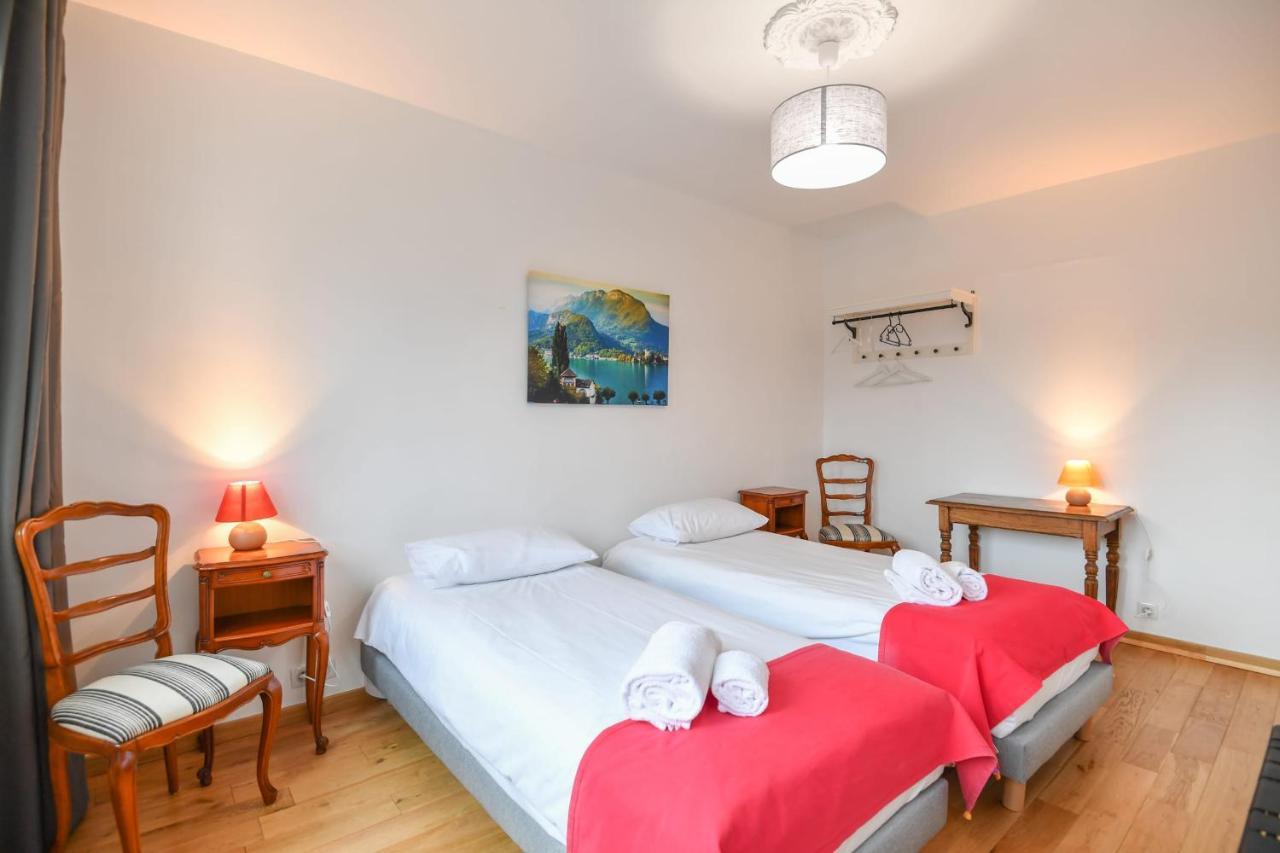 Nice Apartment With Balcony Very Close To The City Center Annecy Exteriör bild