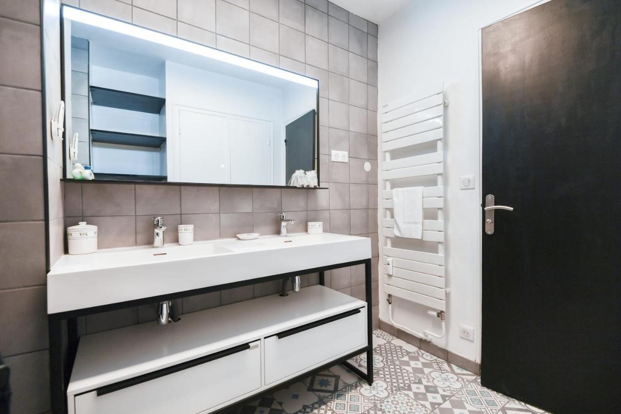Nice Apartment With Balcony Very Close To The City Center Annecy Exteriör bild