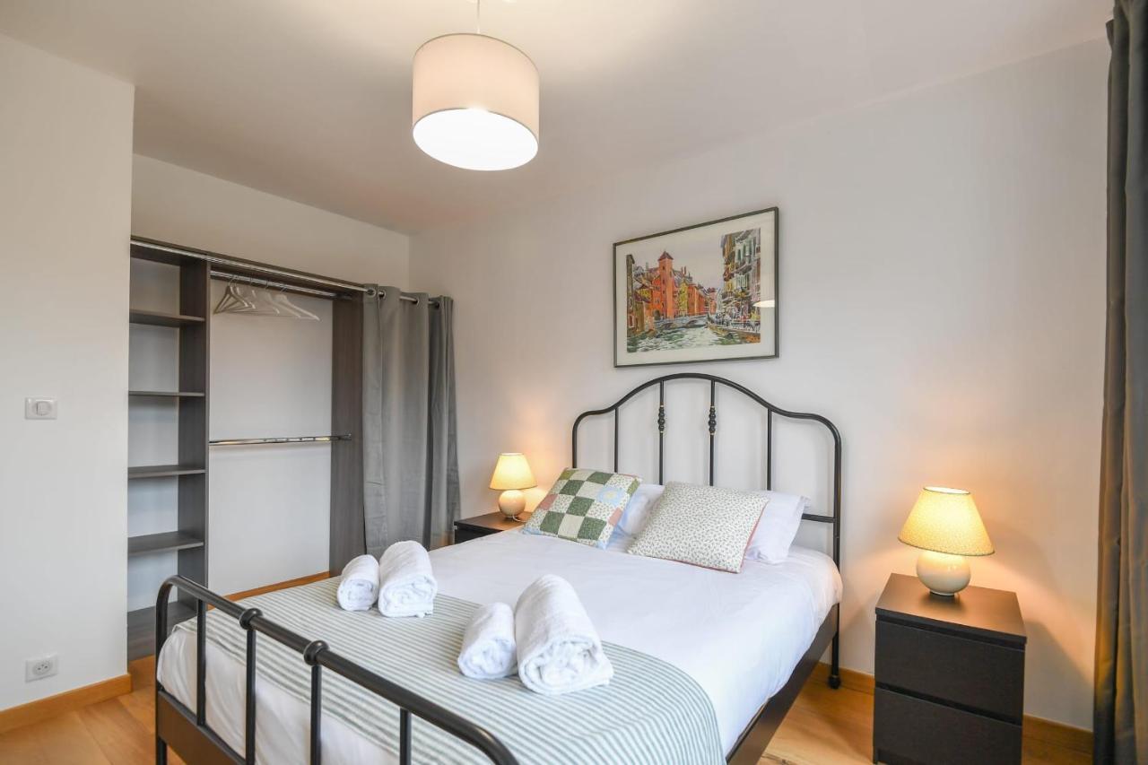 Nice Apartment With Balcony Very Close To The City Center Annecy Exteriör bild