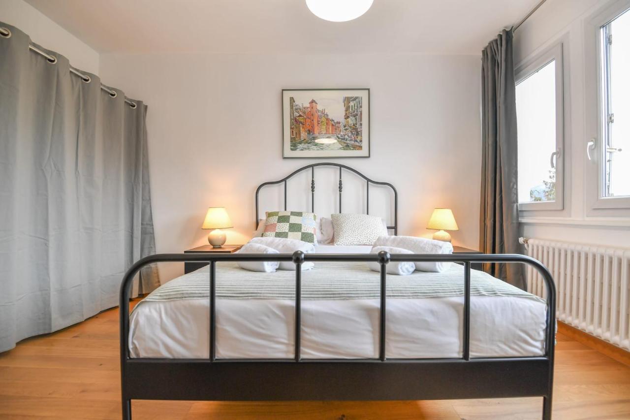 Nice Apartment With Balcony Very Close To The City Center Annecy Exteriör bild