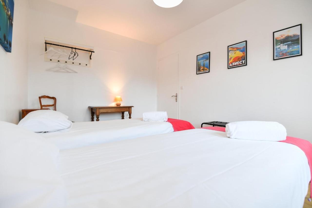 Nice Apartment With Balcony Very Close To The City Center Annecy Exteriör bild